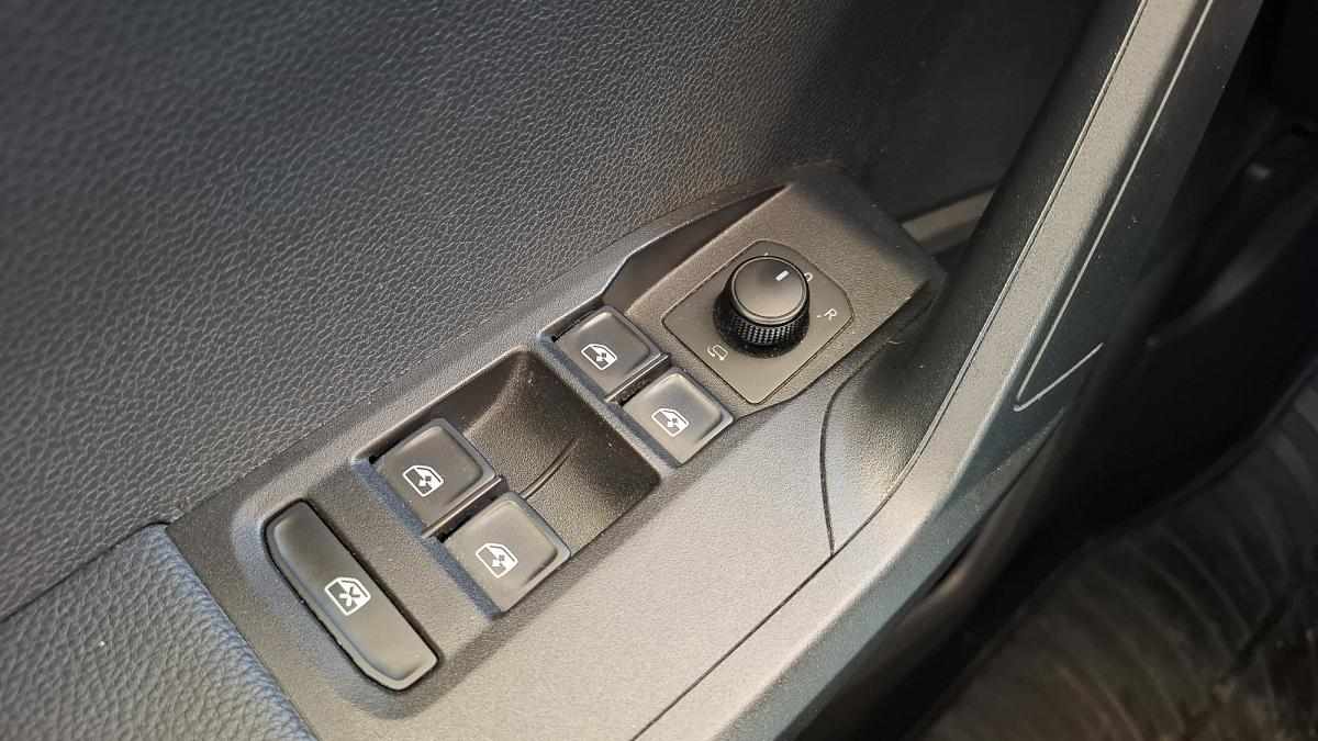 seat-arona-1-0-tsi-2021-gasolina-999cc