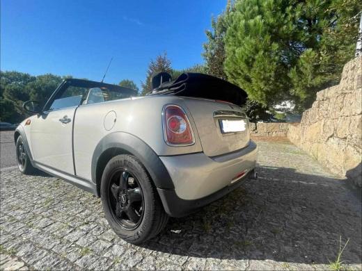 mini-cabrio-d-2-0-2011-diesel-1598cc