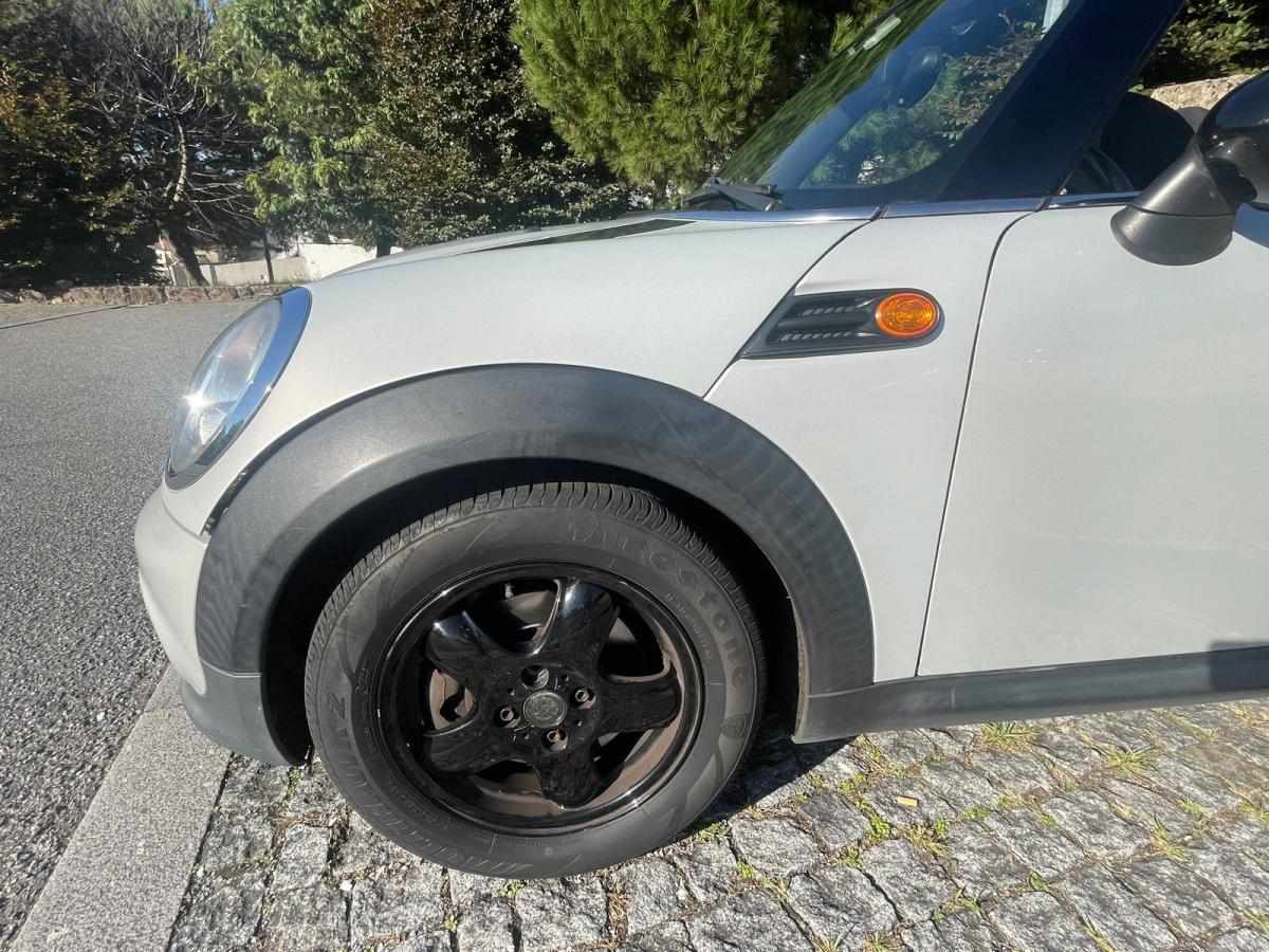 mini-cabrio-d-2-0-2011-diesel-1598cc