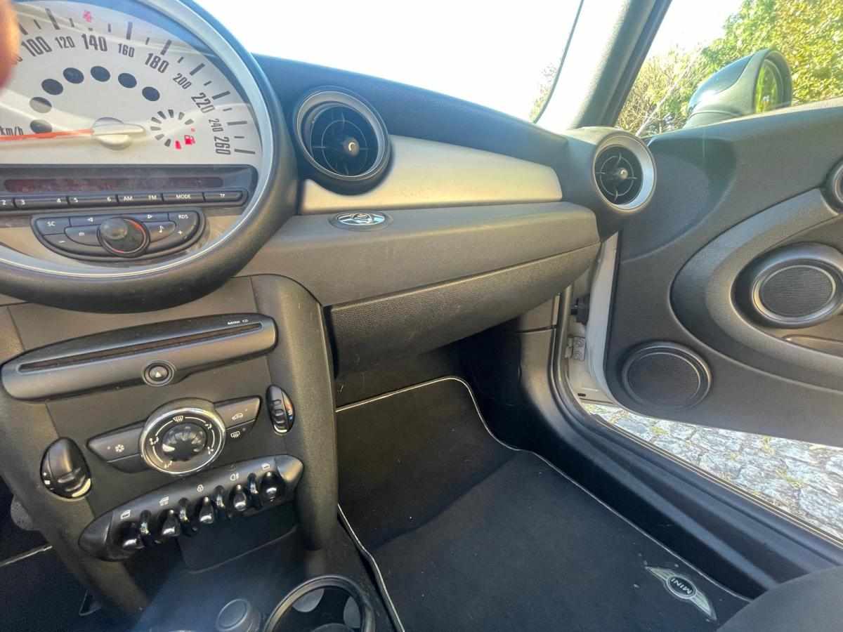 mini-cabrio-d-2-0-2011-diesel-1598cc