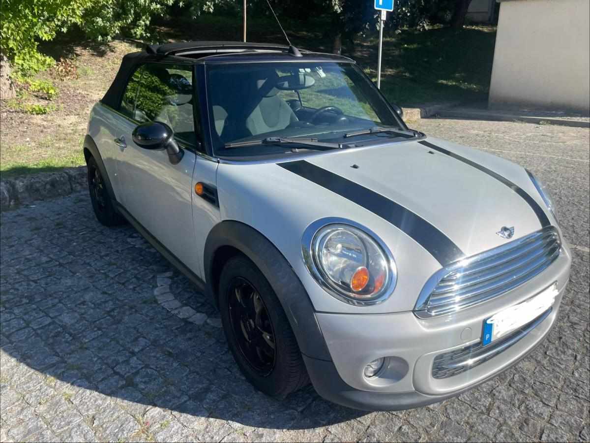 mini-cabrio-d-2-0-2011-diesel-1598cc