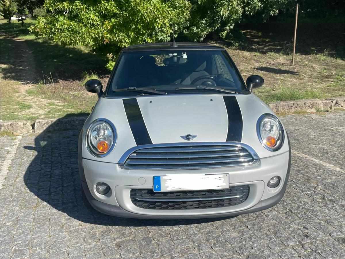 mini-cabrio-d-2-0-2011-diesel-1598cc