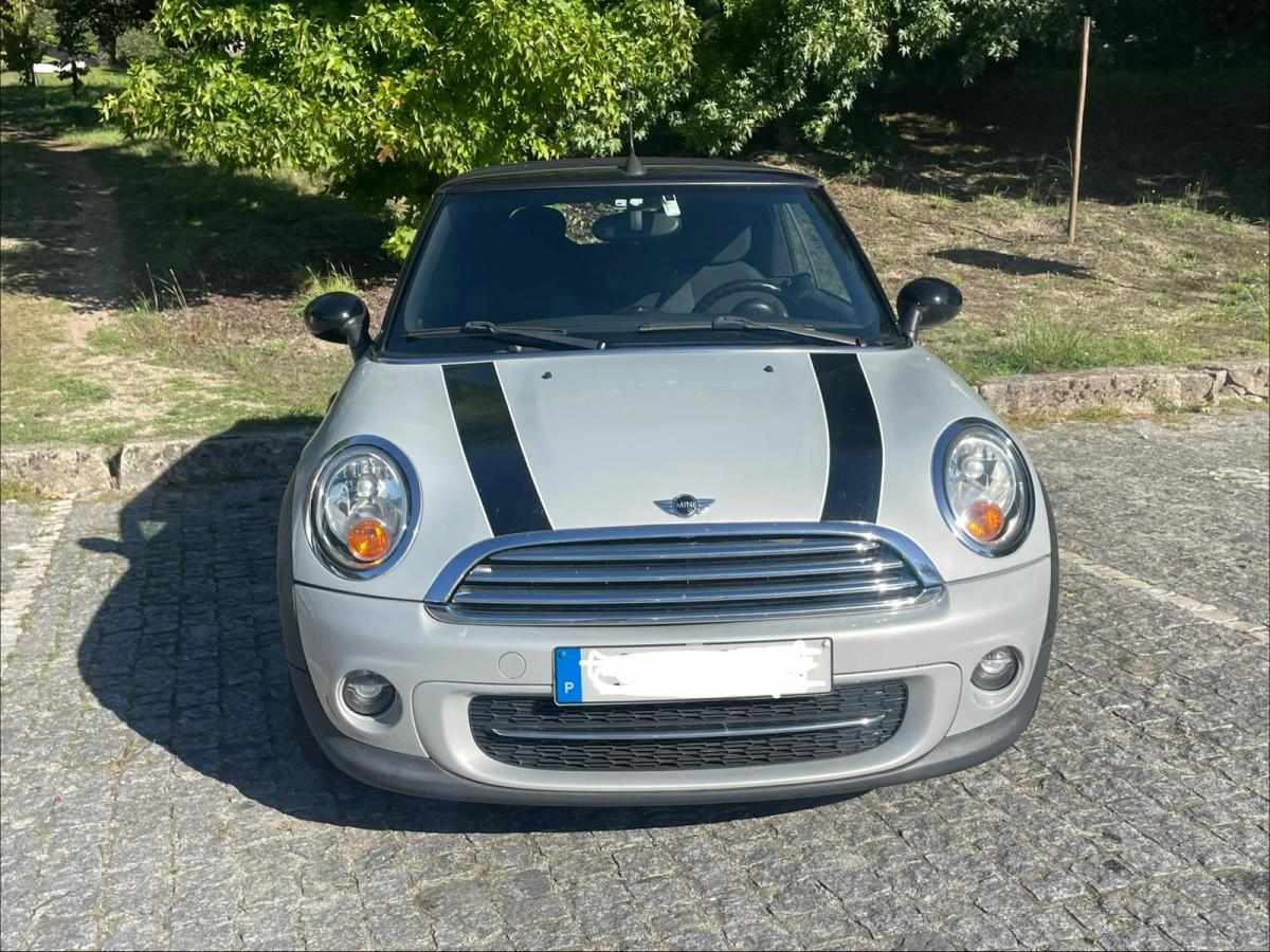 mini-cabrio-d-2-0-2011-diesel-1598cc