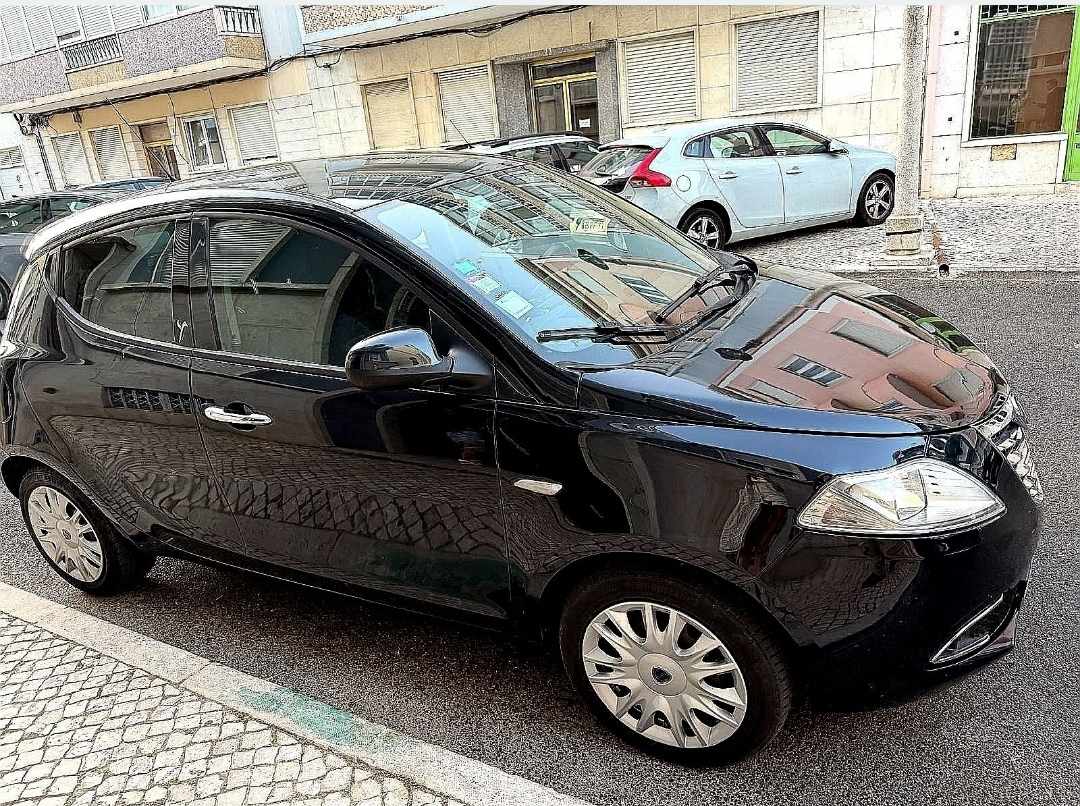lancia-ypsilon-1-2-95cv-2013-diesel-1248cc