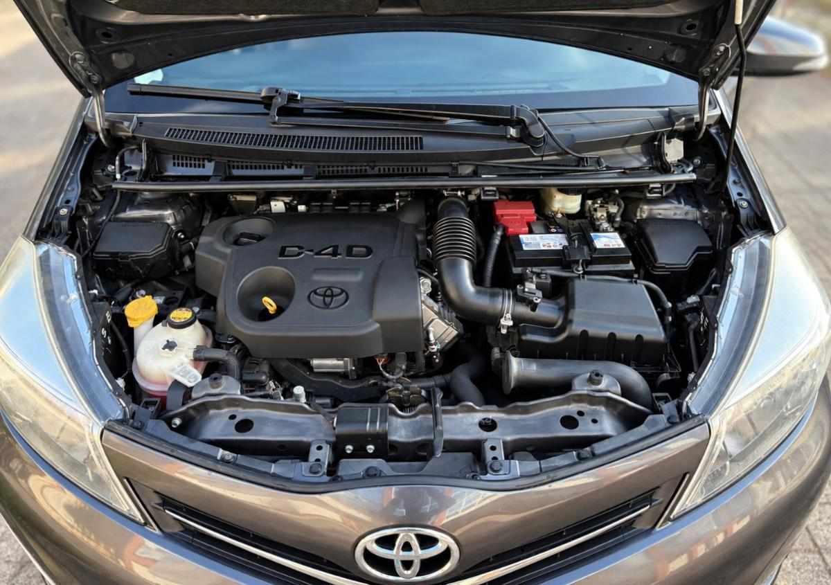 toyota-yaris-1-4-d-4d-2012-diesel-1364cc