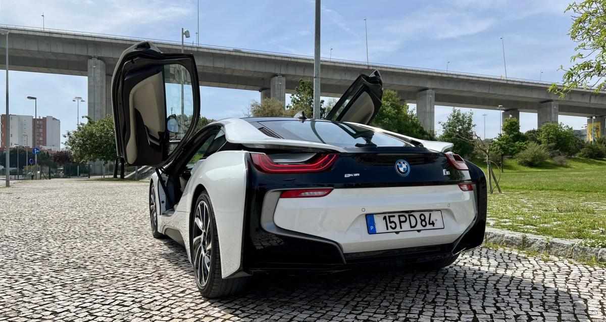 bmw-i8-1-5-2014-hibrido-a-gasolina-1499cc