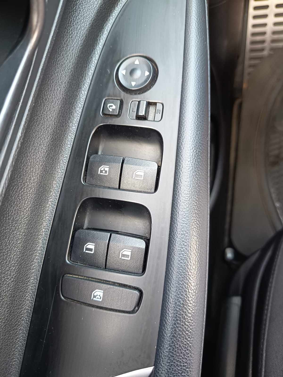 hyundai-bayon-1-0-t-gdi-2023-gasolina-998cc