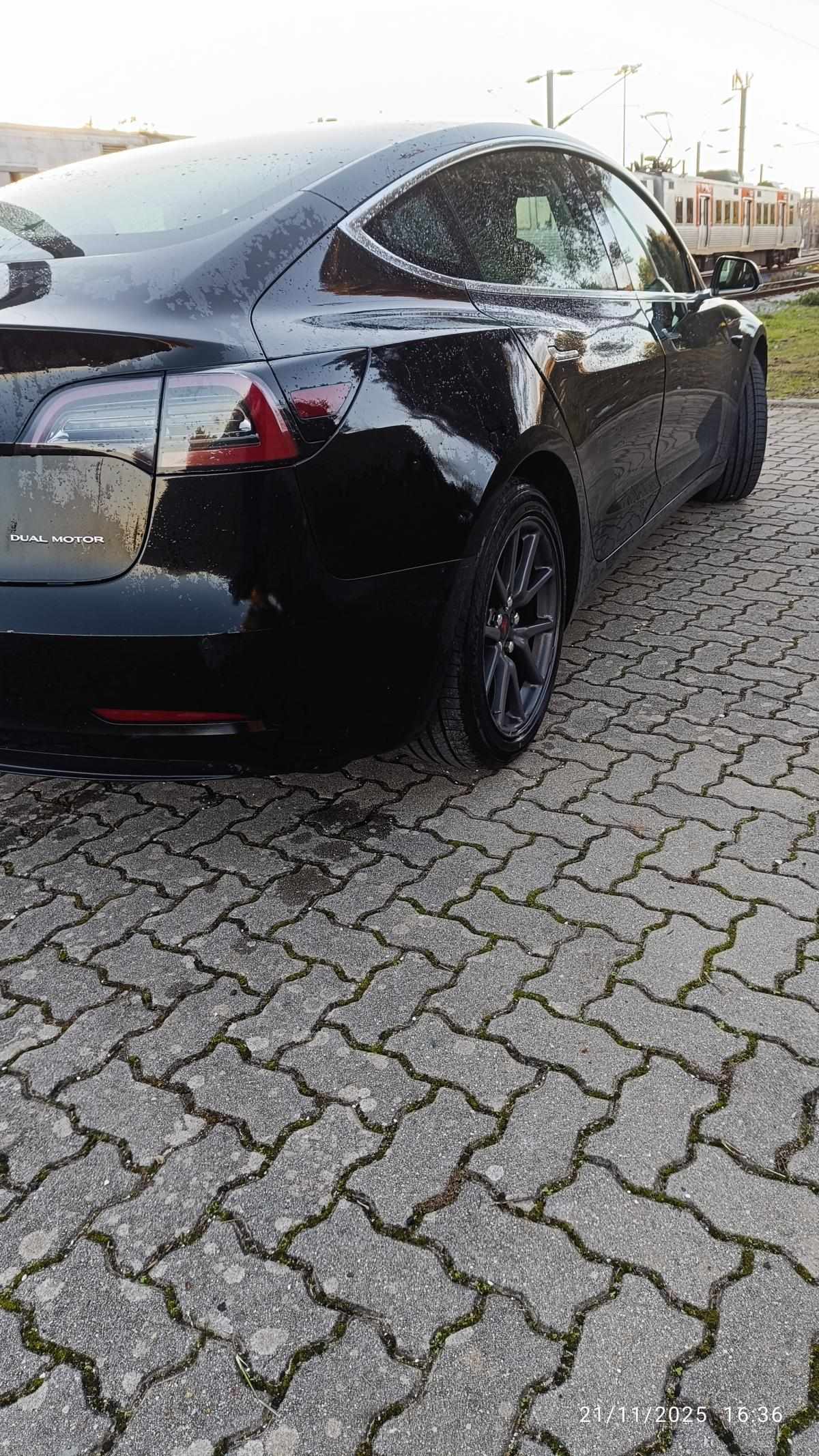 tesla-model-3-performance-2019-eletrico