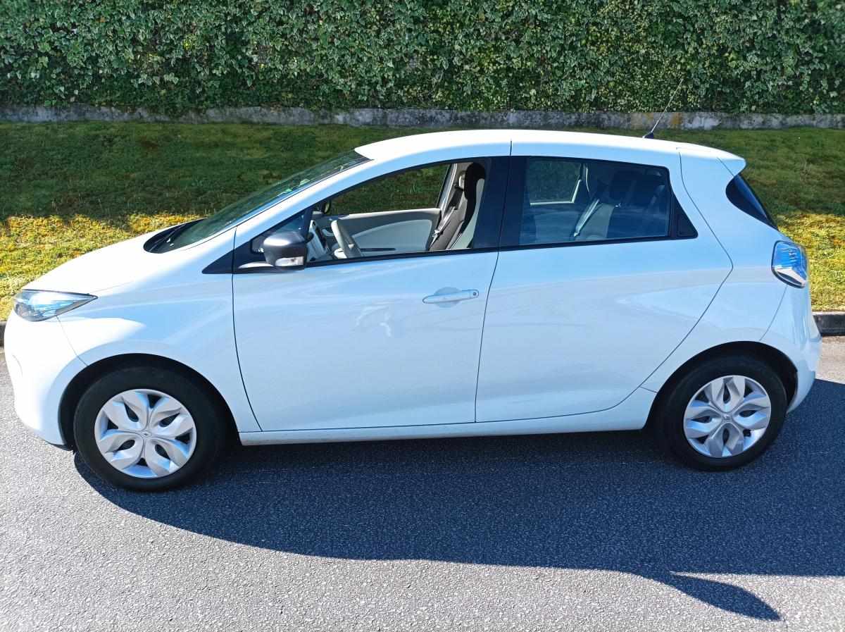 renault-zoe-r90-41-kwh-2019-eletrico