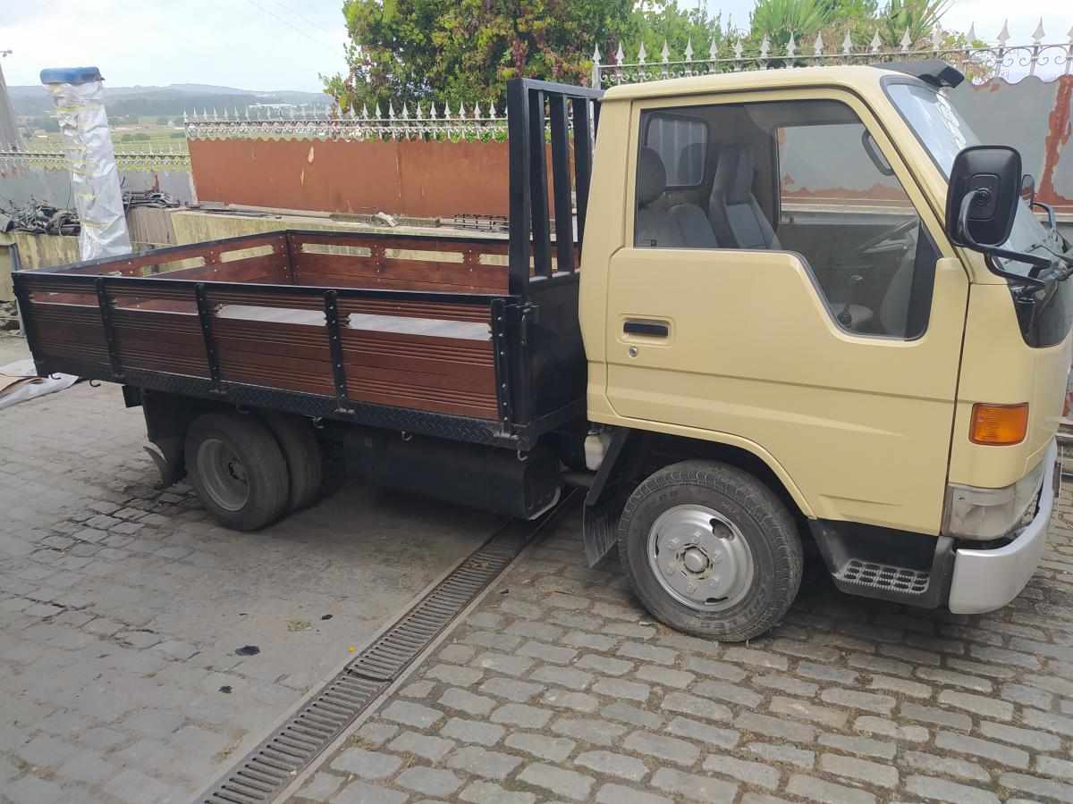 toyota-dyna-3-0-88cv-1999-diesel-2986cc