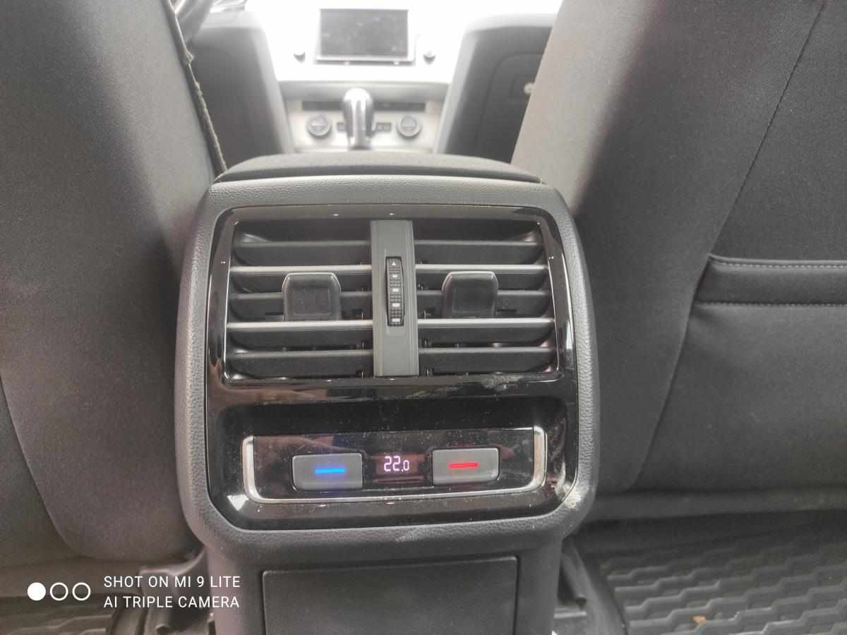 volkswagen-passat-variant-2017-diesel-1600cc