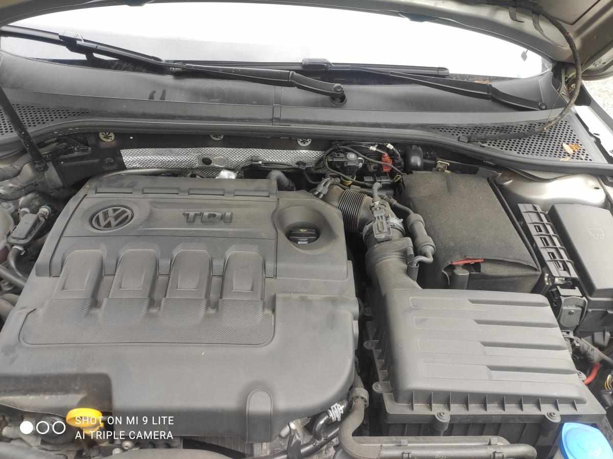 volkswagen-passat-variant-2017-diesel-1600cc