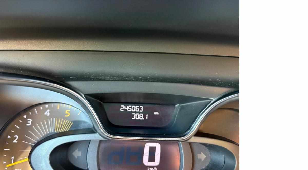 renault-captur-1-5-dci-2013-diesel-1461cc