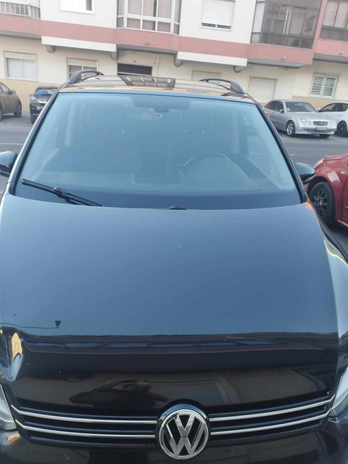volkswagen-touran-1-6-tdi-2011-diesel-1598cc