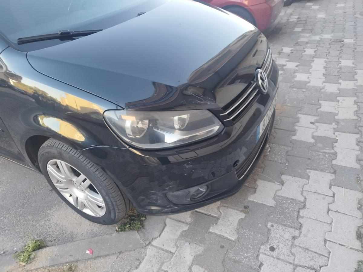 volkswagen-touran-1-6-tdi-2011-diesel-1598cc