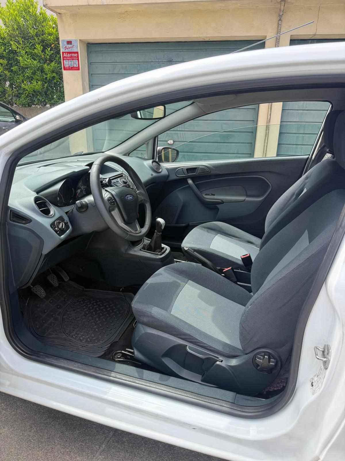 ford-fiesta-1-4-68cv-2010-diesel-1399cc