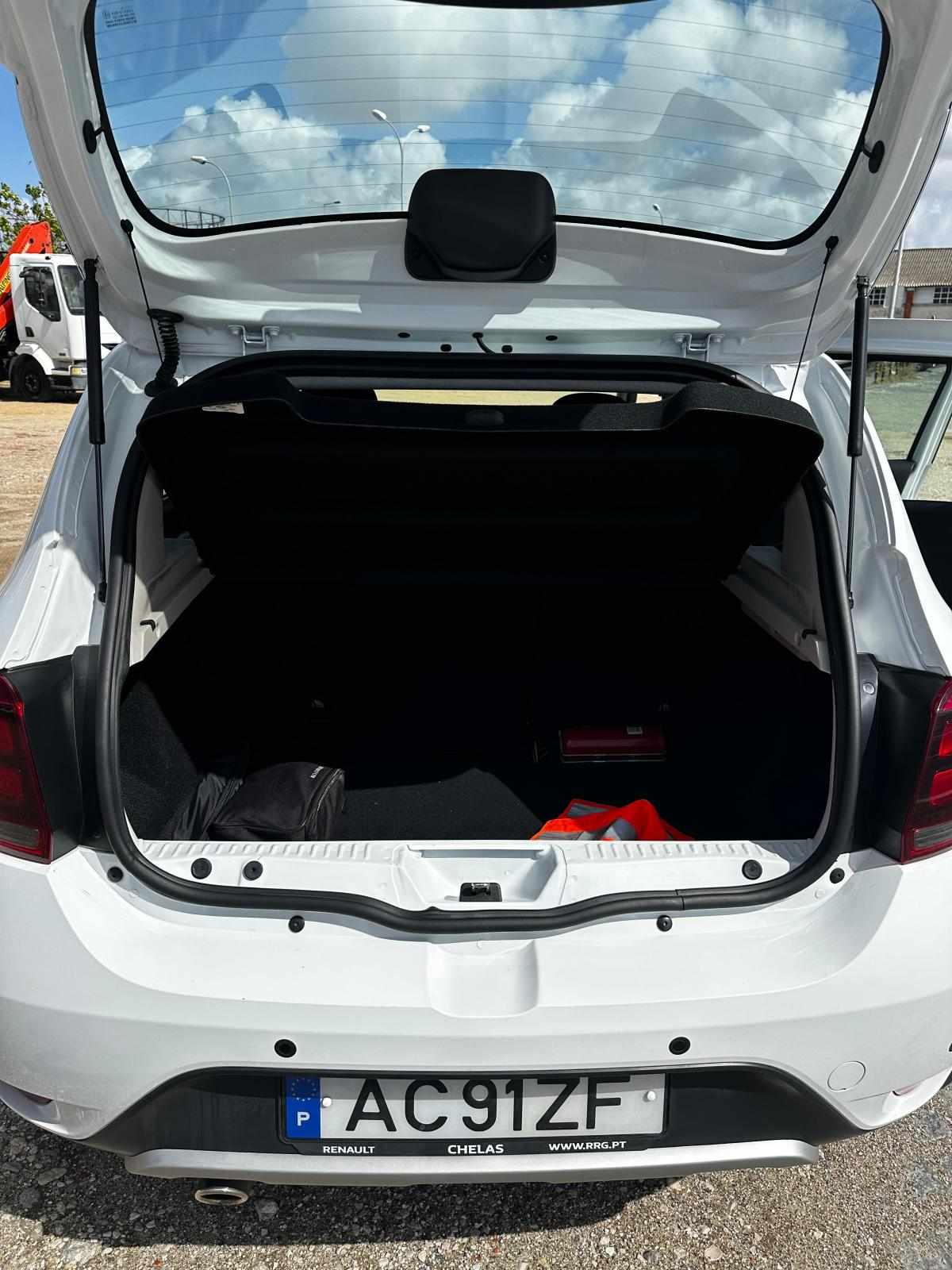 dacia-sandero-1-0-tce-eco-g-2020-gpl-999cc
