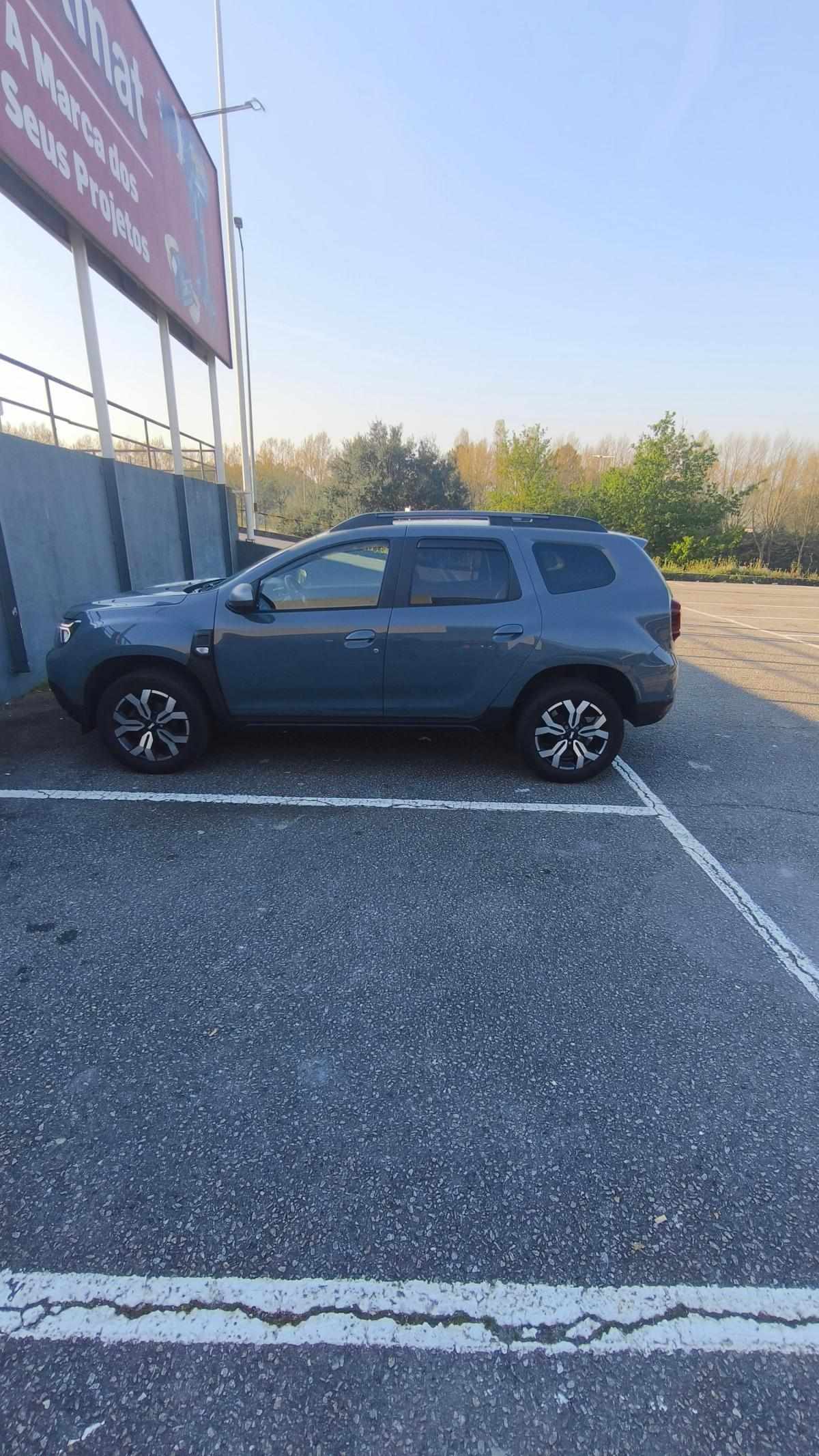 dacia-duster-1-0-tce-2023-gasolina-999cc