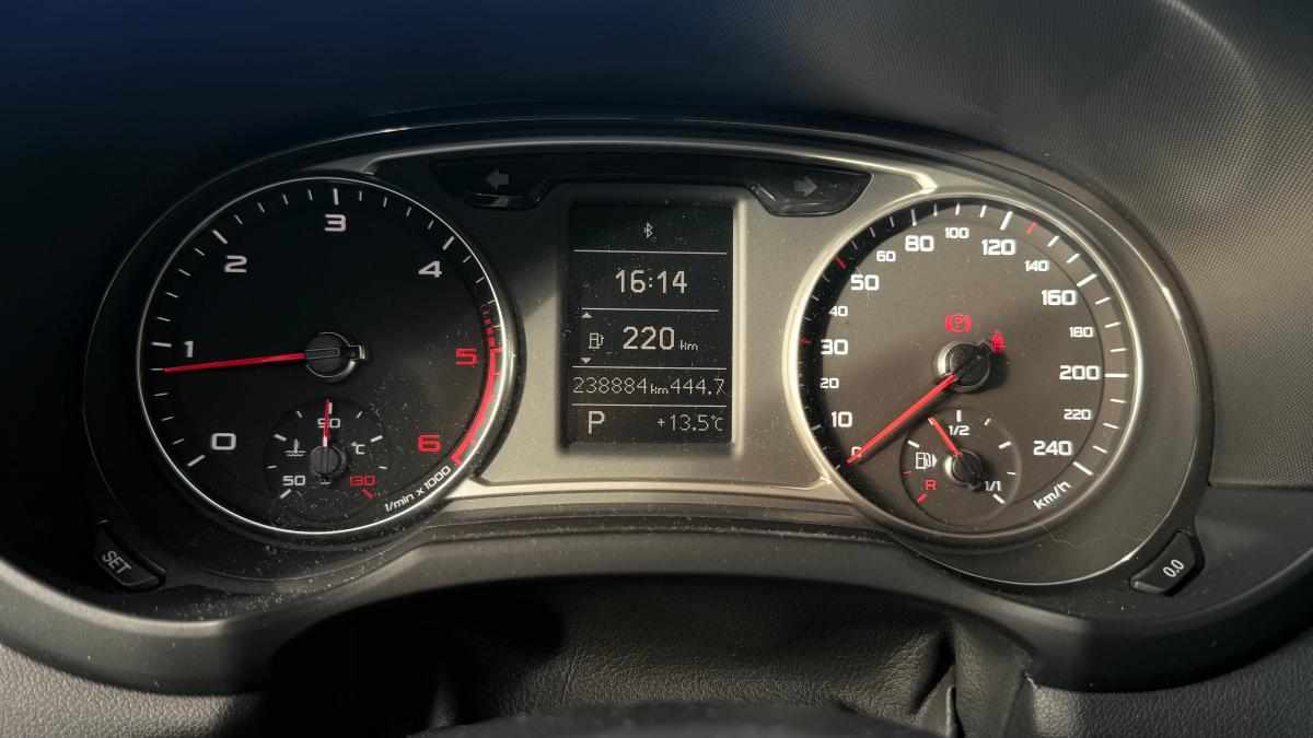 audi-a1-1-6-tdi-2012-diesel-1598cc