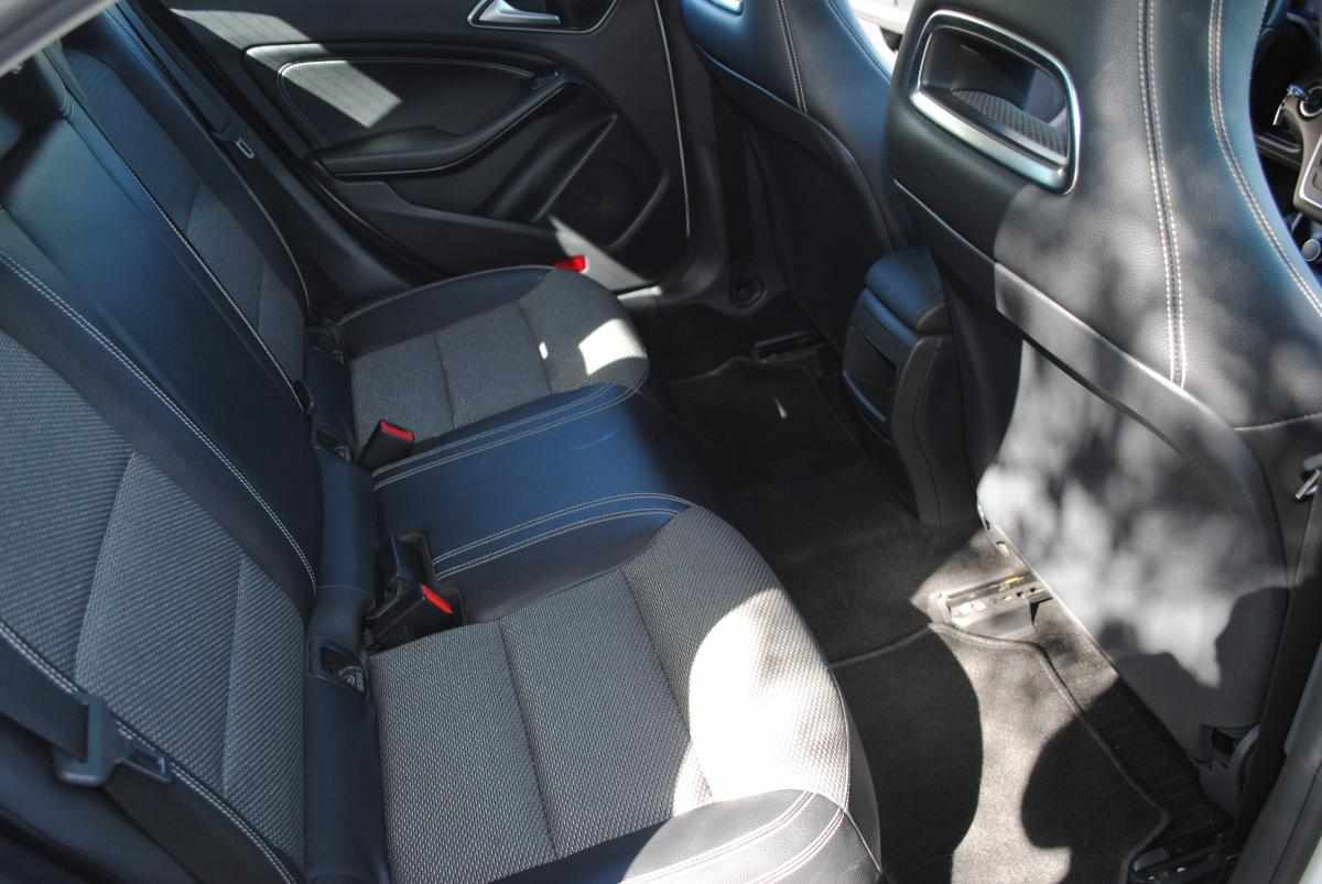 mercedes-benz-cla-200-cdi-2015-diesel-2143cc