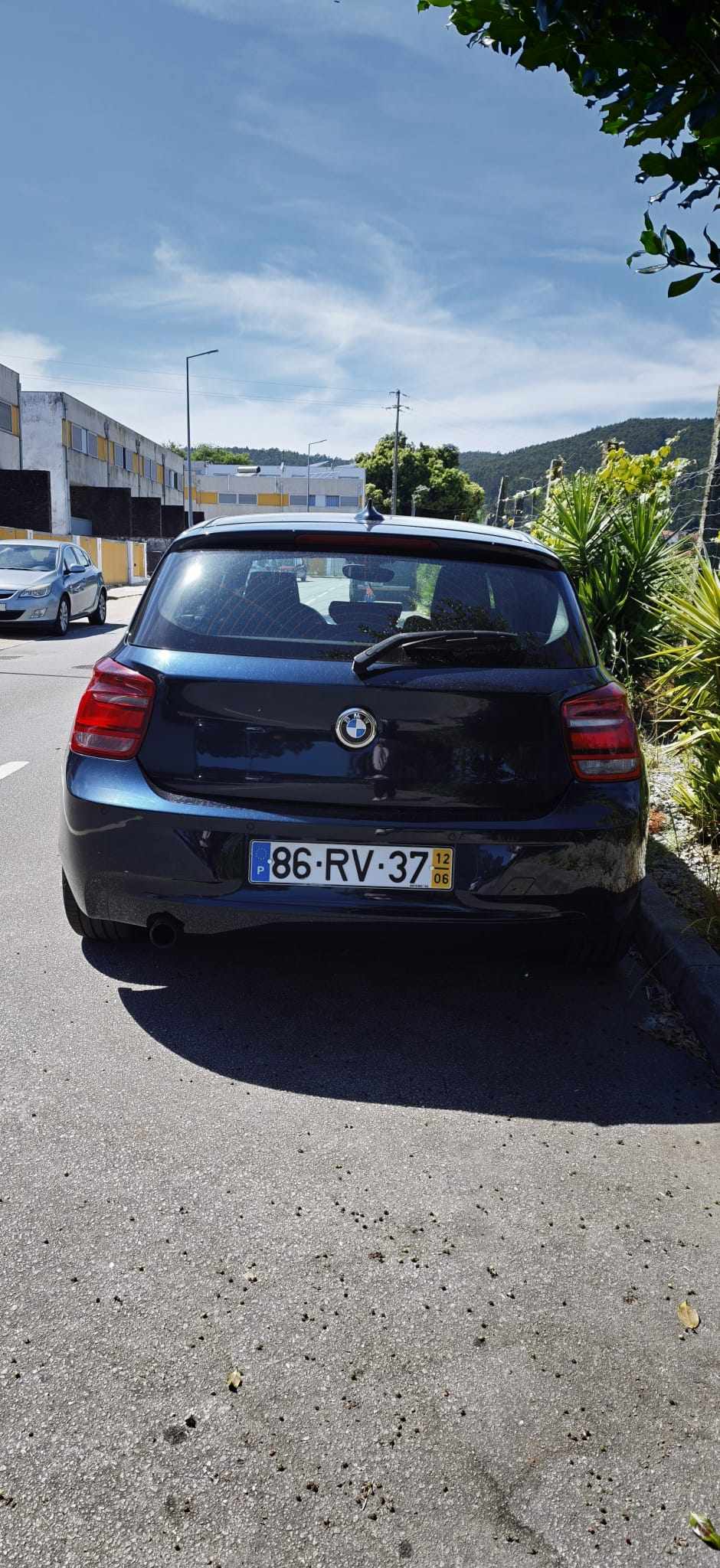 bmw-serie-1-116d-2012-diesel-1598cc