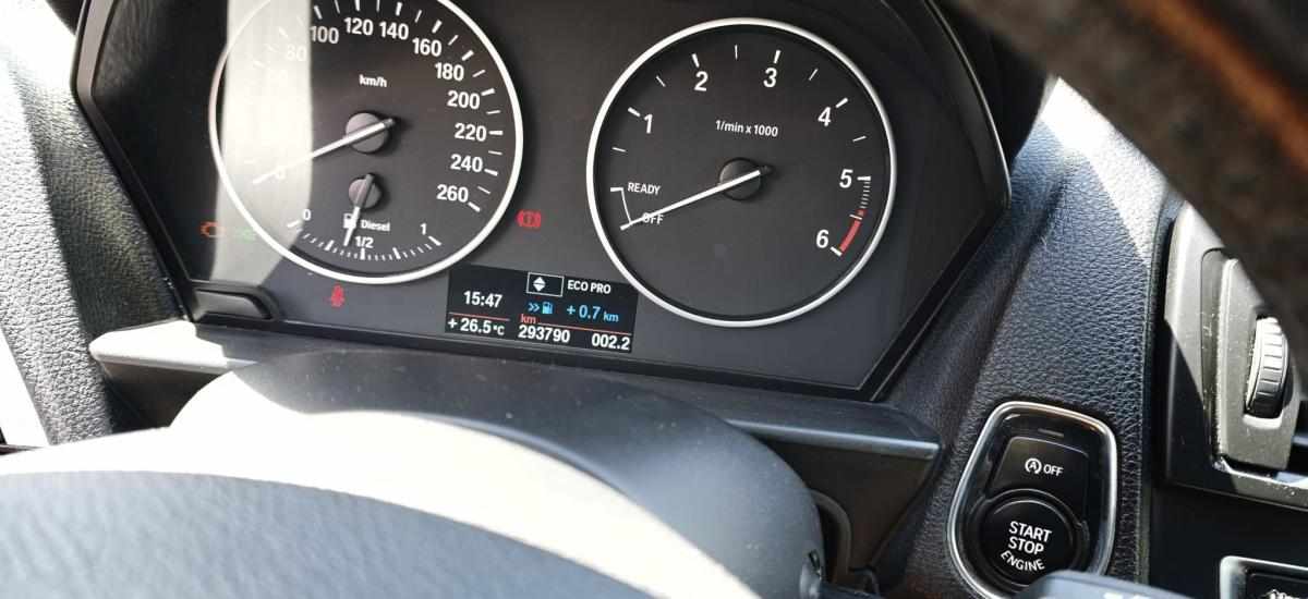 bmw-serie-1-116d-2012-diesel-1598cc