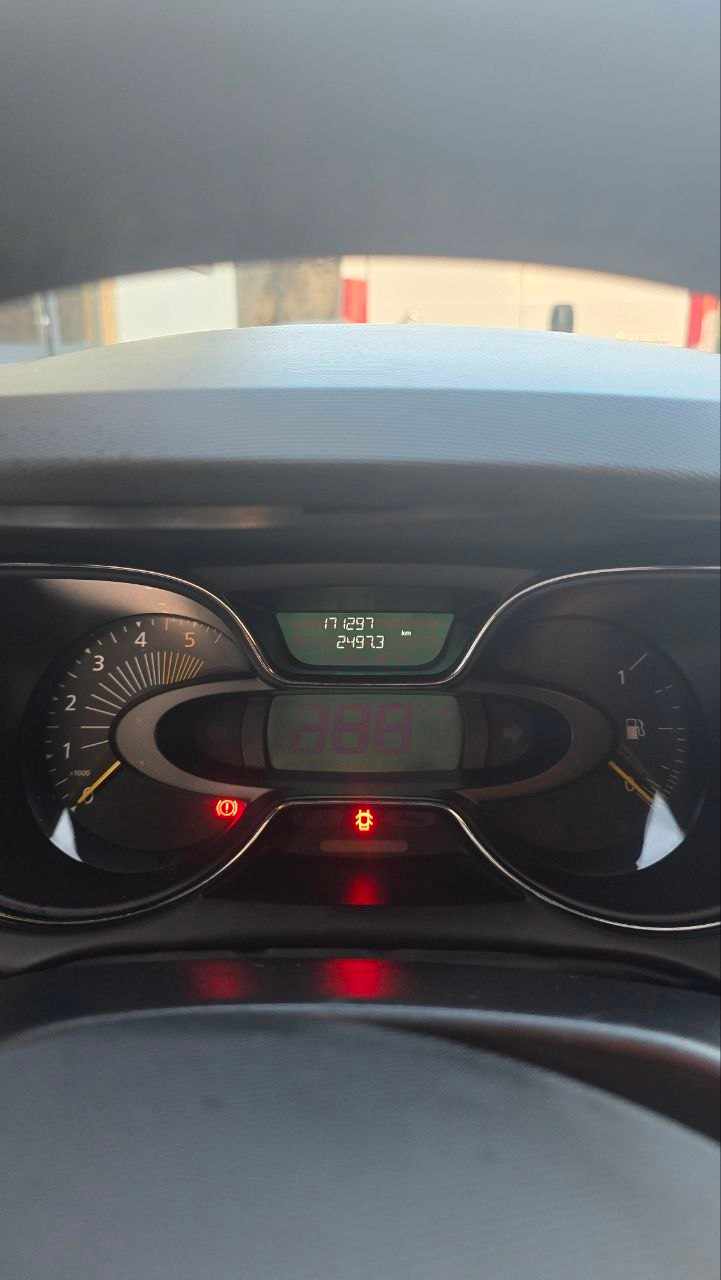 renault-captur-1-5-dci-2013-diesel-1461cc