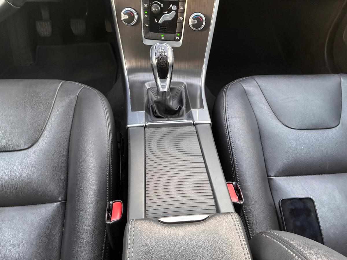 volvo-xc60-2-0-d4-2016-diesel-1969cc