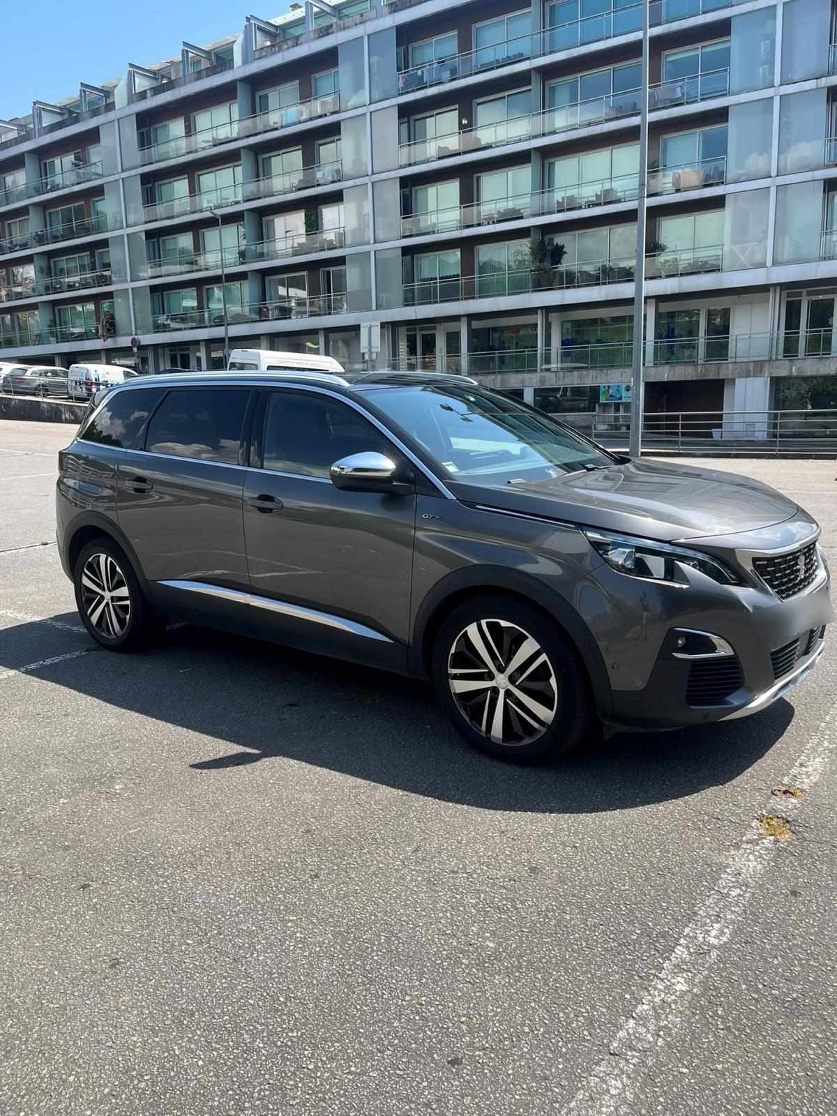 peugeot-5008-2-0-bluehdi-2018-diesel-1997cc