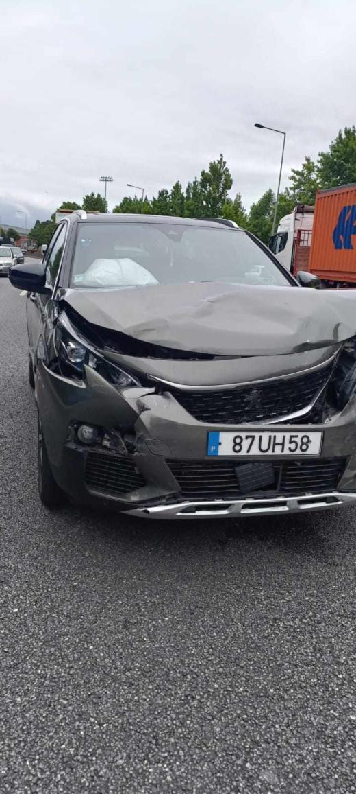peugeot-5008-2-0-bluehdi-2018-diesel-1997cc