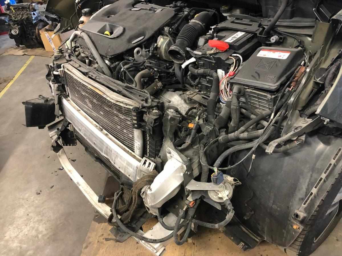 peugeot-5008-2-0-bluehdi-2018-diesel-1997cc