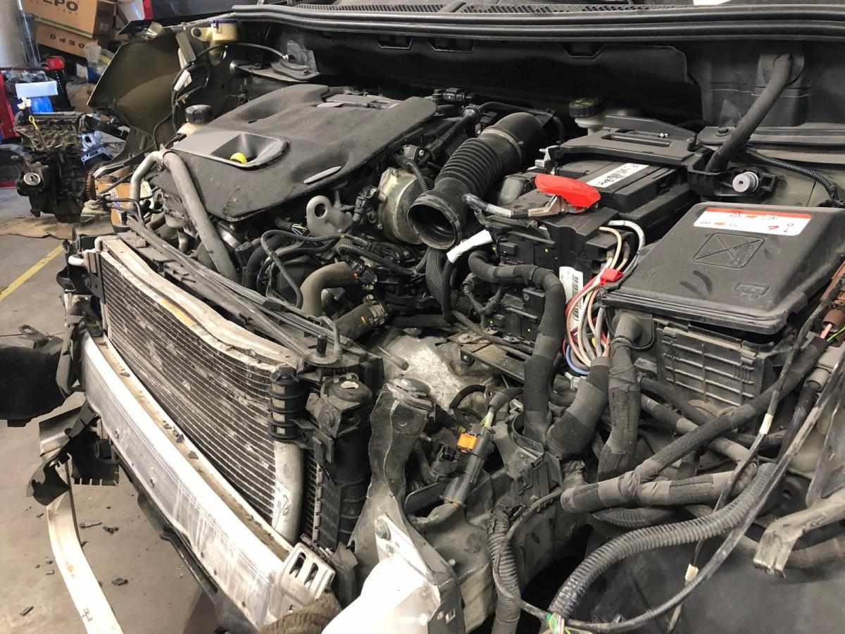 peugeot-5008-2-0-bluehdi-2018-diesel-1997cc