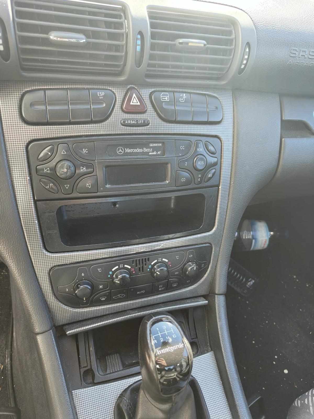 mercedes-benz-classe-c-c-220-cdi-2000-diesel-2148cc