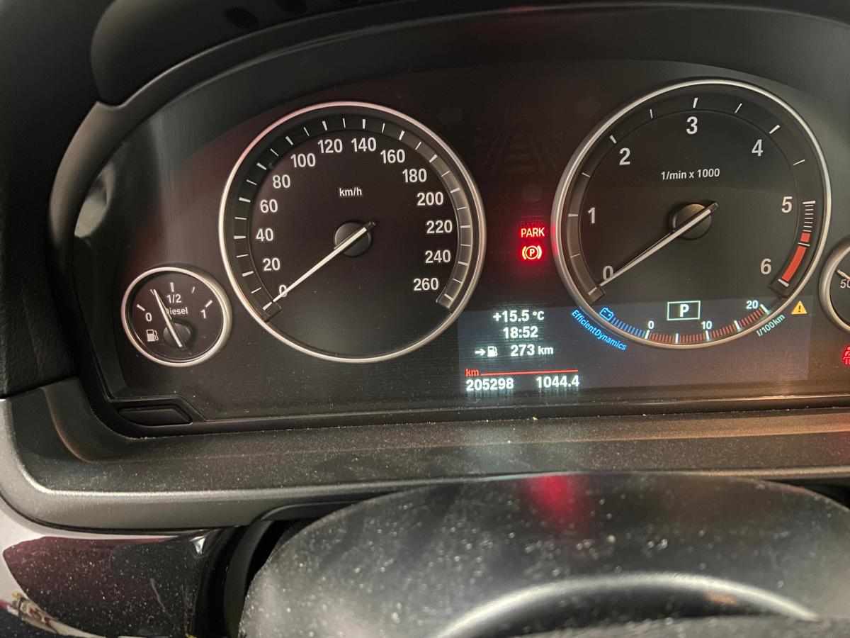 bmw-serie-5-518d-2014-diesel-1995cc