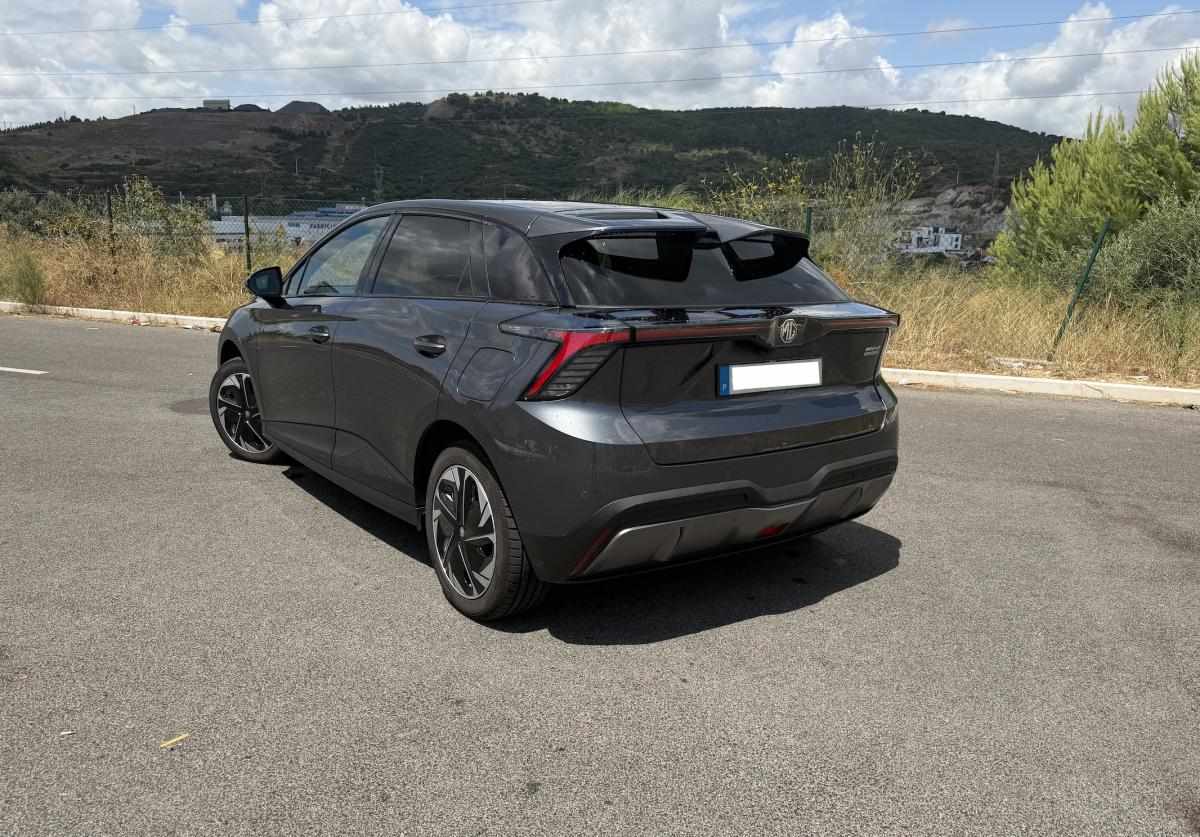 mg-mg4-64-kwh-long-range-2023-eletrico