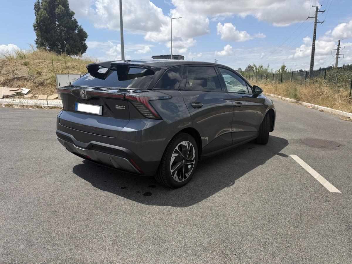 mg-mg4-64-kwh-long-range-2023-eletrico