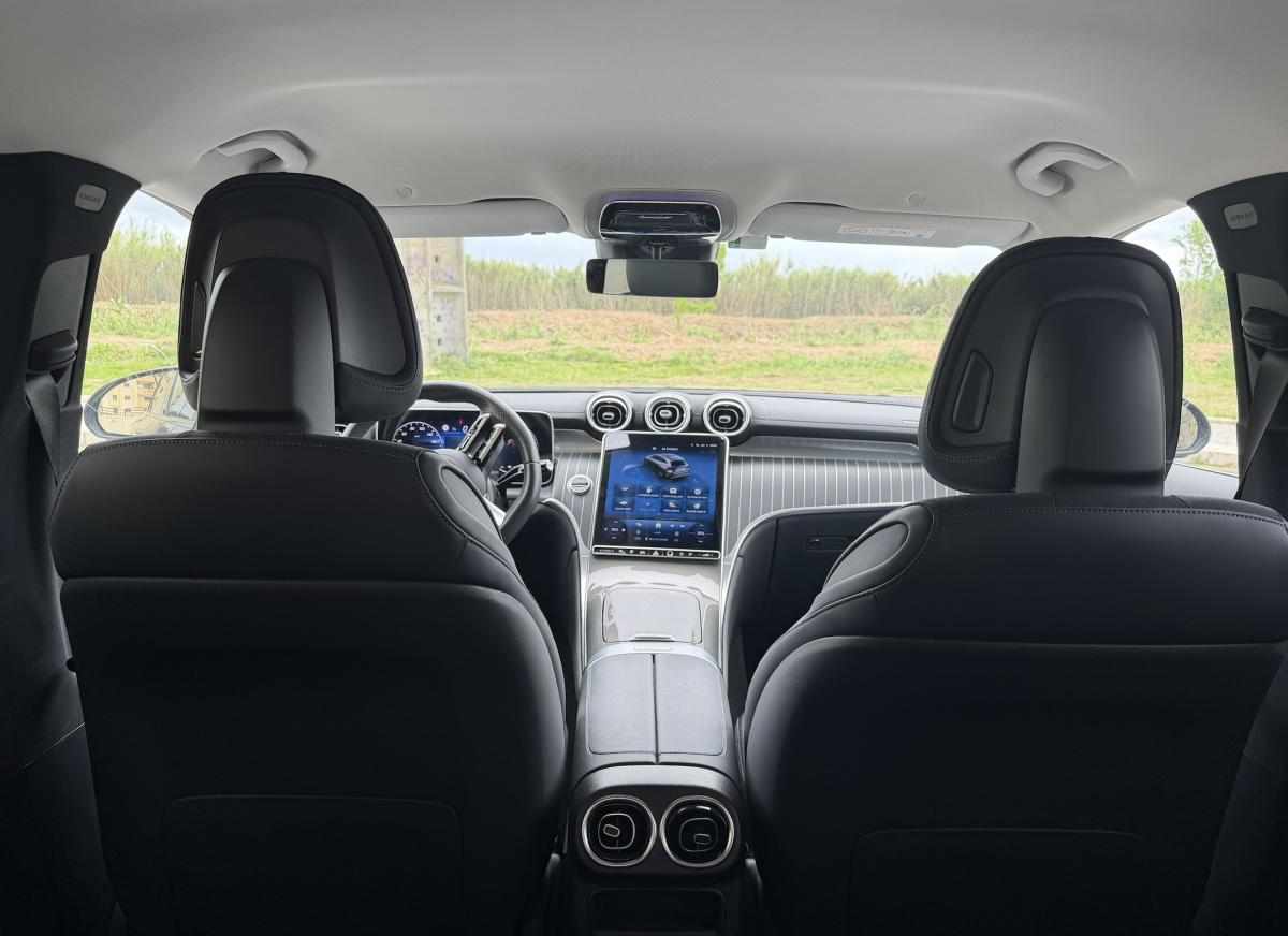 mercedes-benz-glc-300-de-4matic-2025-diesel-1993cc