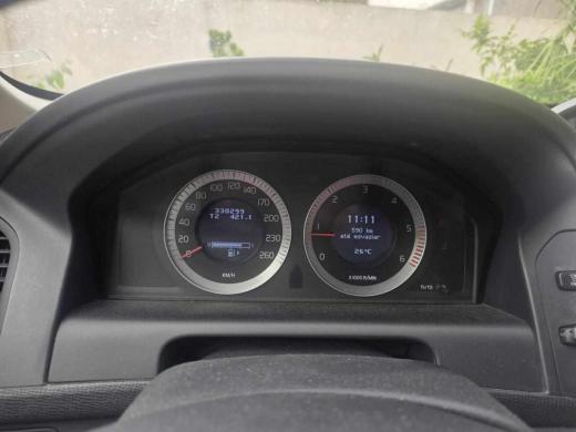 volvo-xc60-2-4d-2009-diesel-2400cc