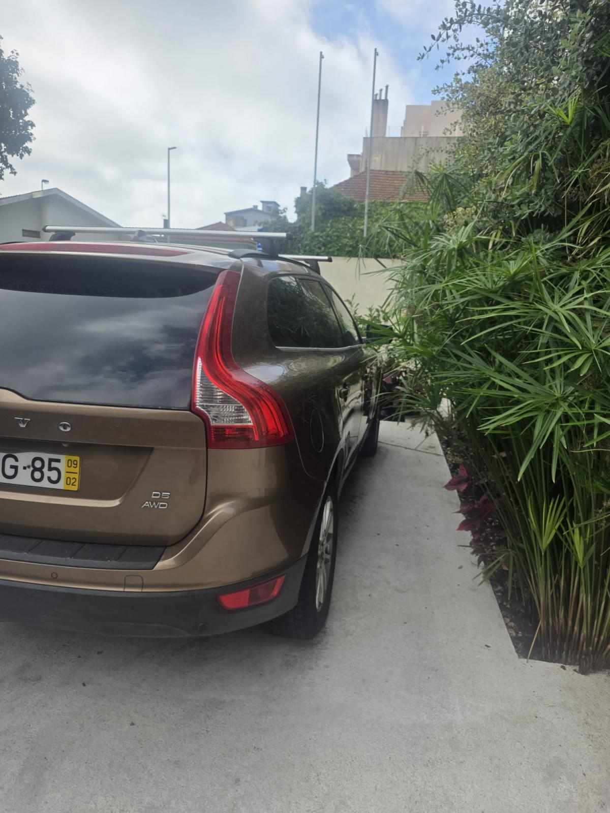 volvo-xc60-2-4d-2009-diesel-2400cc