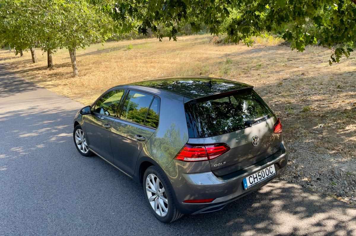 volkswagen-golf-2018-diesel-1598cc