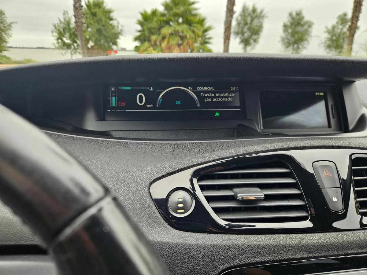 renault-scenic-1-5-dci-2013-diesel-1461cc