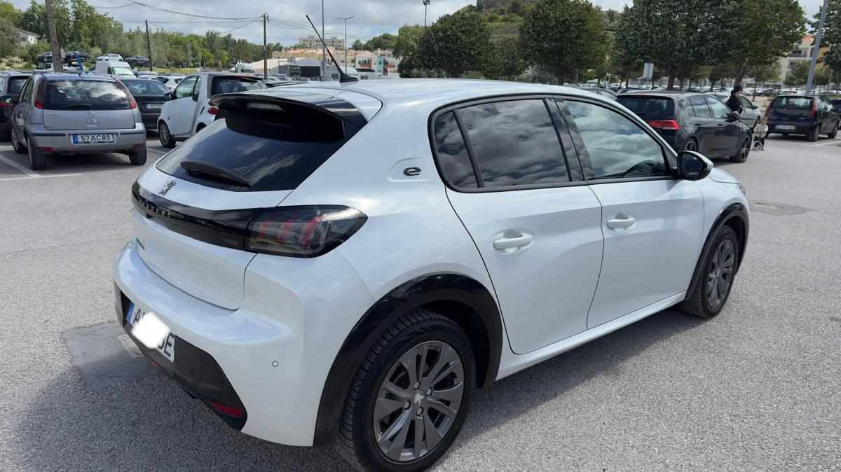 peugeot-e-208-ev-50-kwh-2020-eletrico