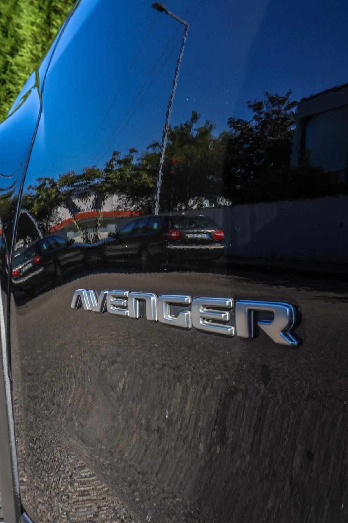 jeep-avenger-54-kwh-2024-eletrico