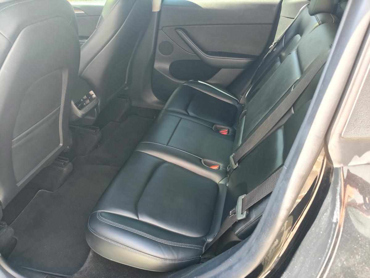 tesla-model-y-standard-range-rwd-2023-eletrico