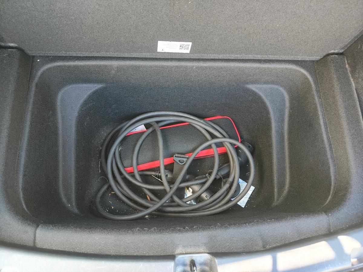 tesla-model-y-standard-range-rwd-2023-eletrico