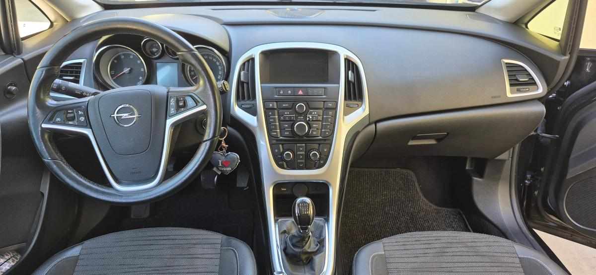 opel-astra-1-6-cdti-2014-diesel-1598cc