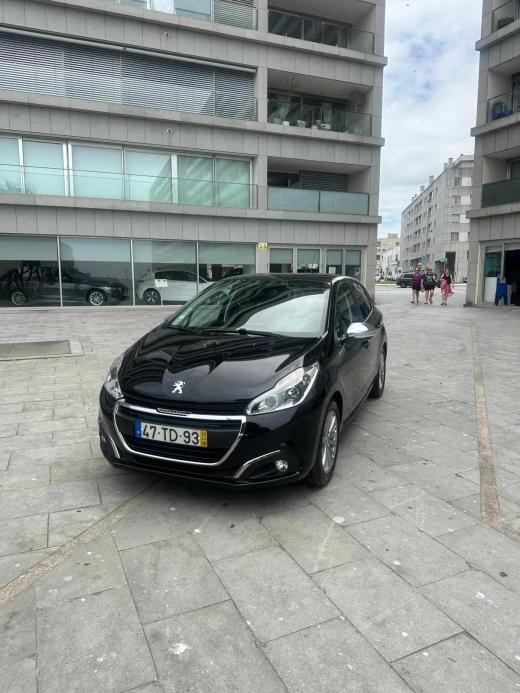 peugeot-208-1-2-vti-2017-gasolina-1199cc