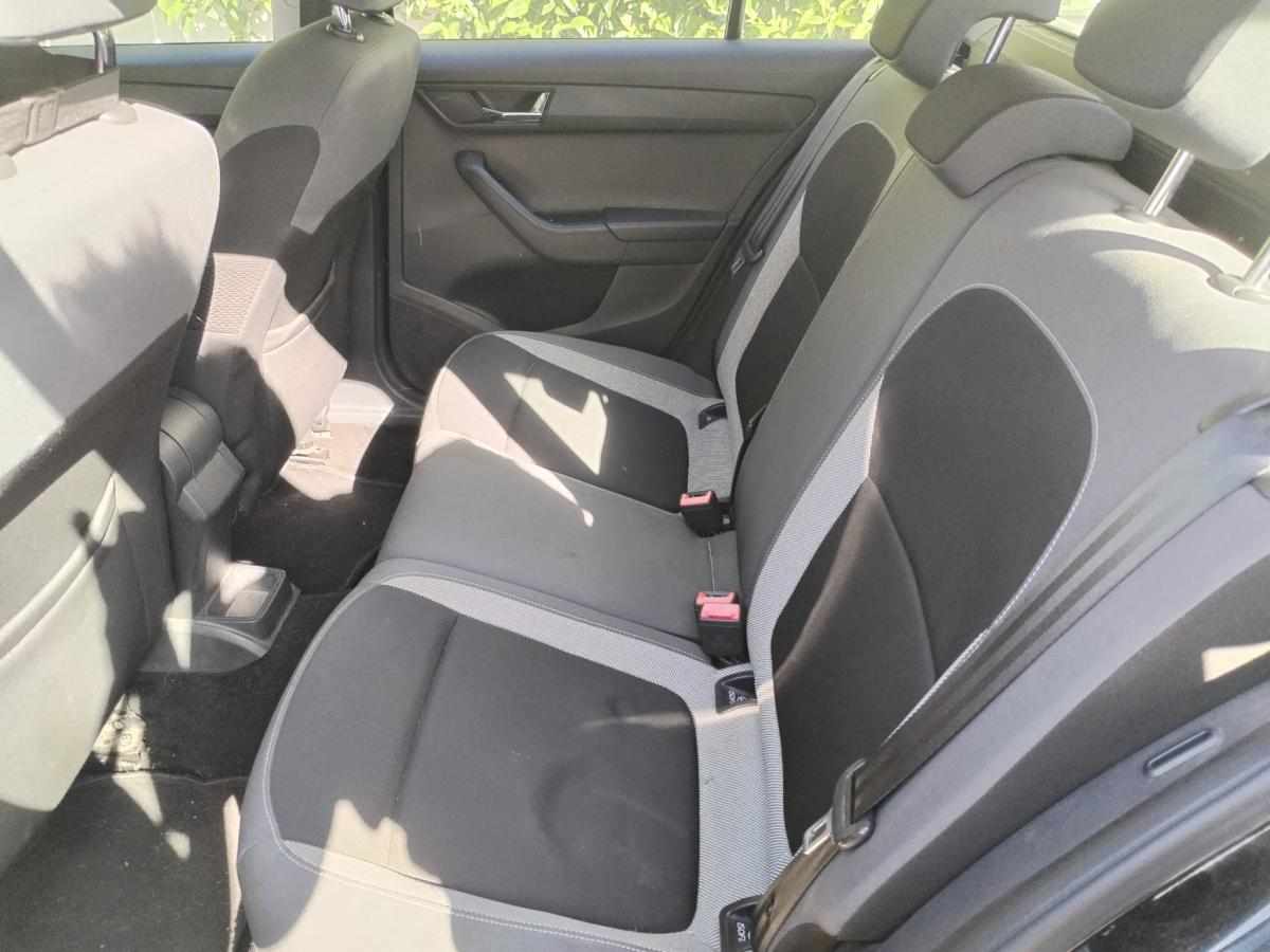 skoda-fabia-1-0-mpi-2016-gasolina-999cc