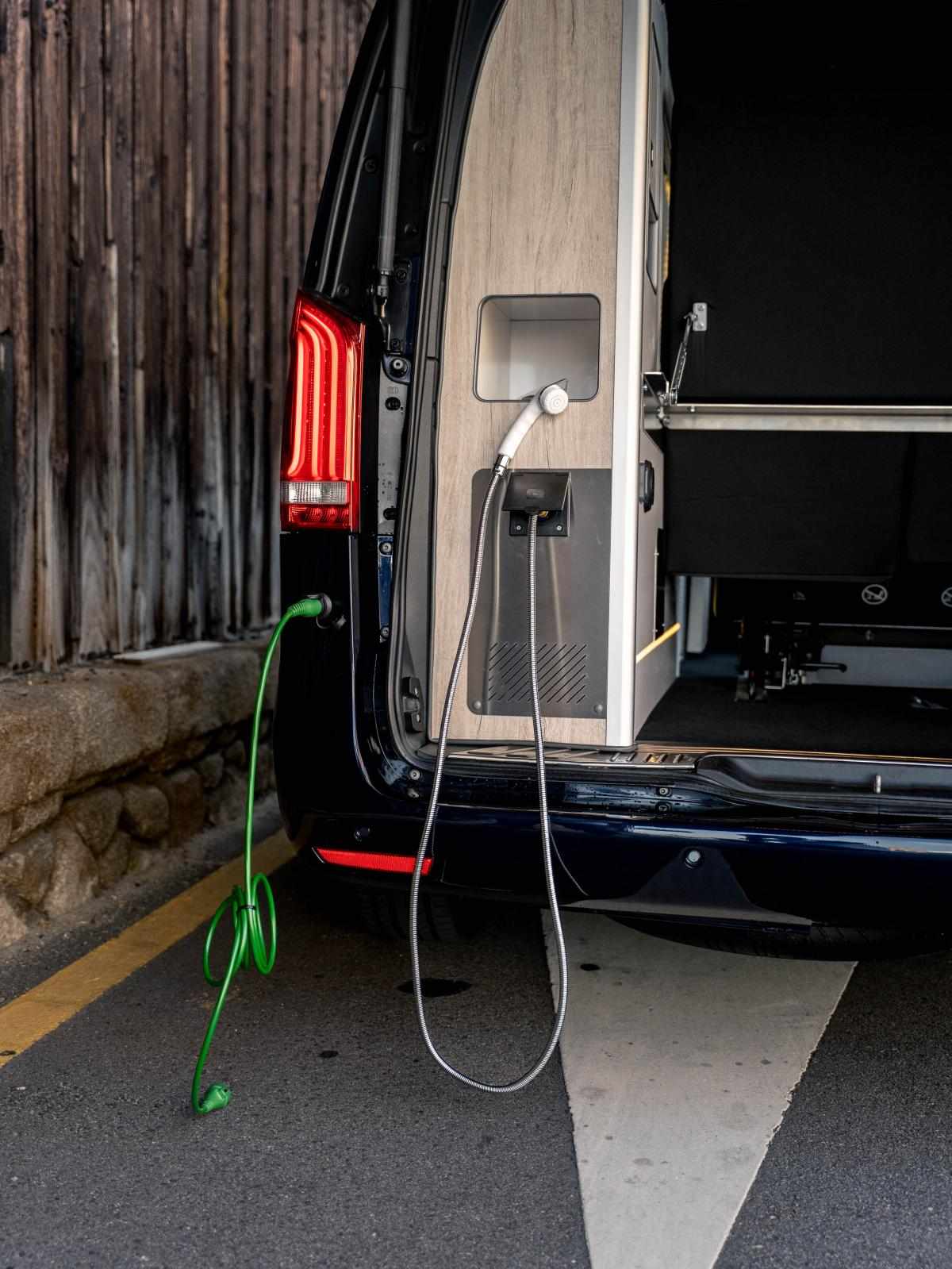 mercedes-benz-viano-v-250-2017-diesel-2143cc