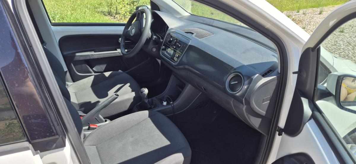 volkswagen-up-1-0-2017-gasolina-999cc